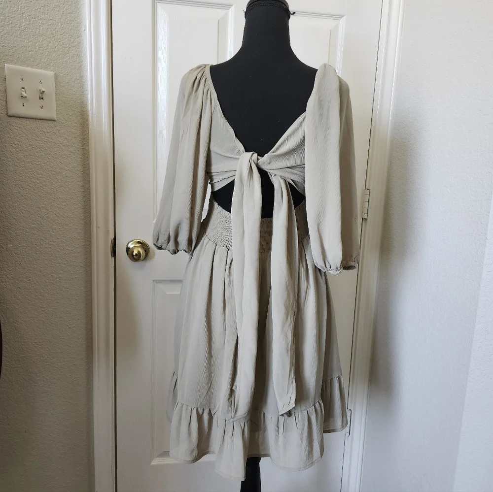 Light Gray Ruffle-Hem Midi Dress - Brand Unspecified